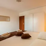 Apartamento Leni Krk Town