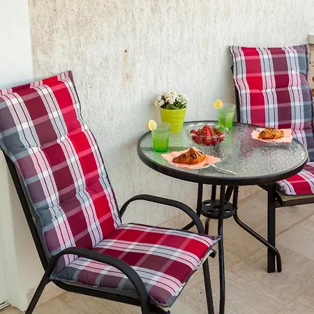 Appartement Leni Krk Town