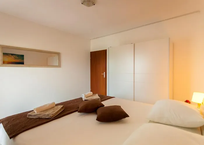 Apartment Leni Krk Town
